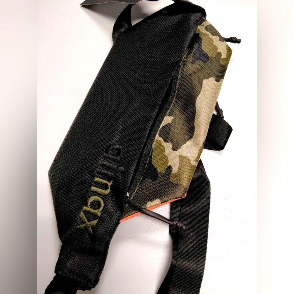 Brand New Nike Air Max Fanny Pack/Belt Bag Camo/Peach (NWT)